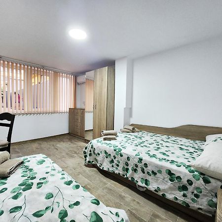 Cosy Apartment With A Sunny Balcony In Warna Zewnętrze zdjęcie