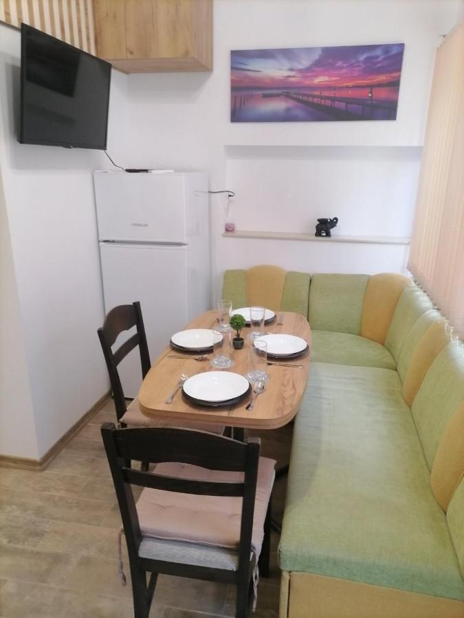Cosy Apartment With A Sunny Balcony In Warna Zewnętrze zdjęcie