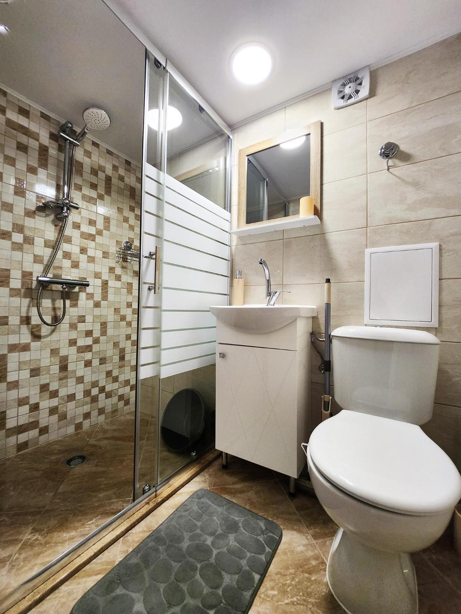Cosy Apartment With A Sunny Balcony In Warna Zewnętrze zdjęcie